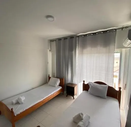 Apartment Leontiou 44 *